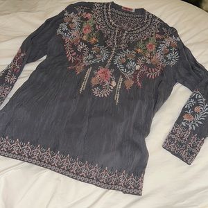 Johnny was embroidered silk top